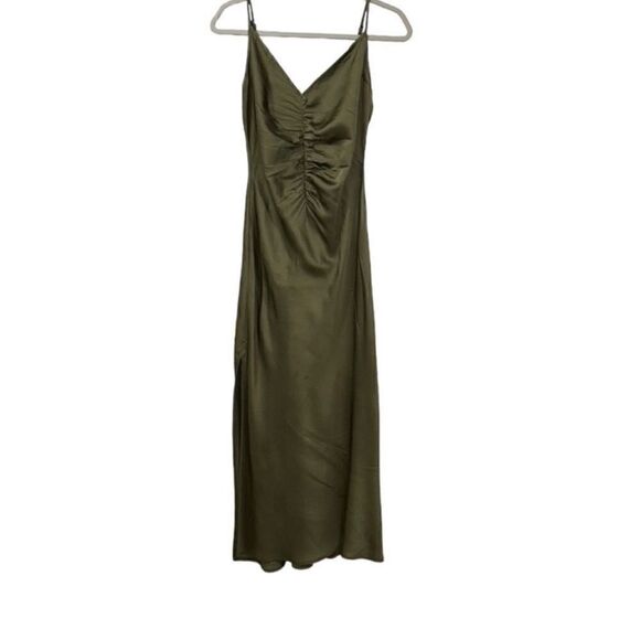 ASTR The Label Olive Green MIDI Dress(Size Small) - Picture 4 of 10